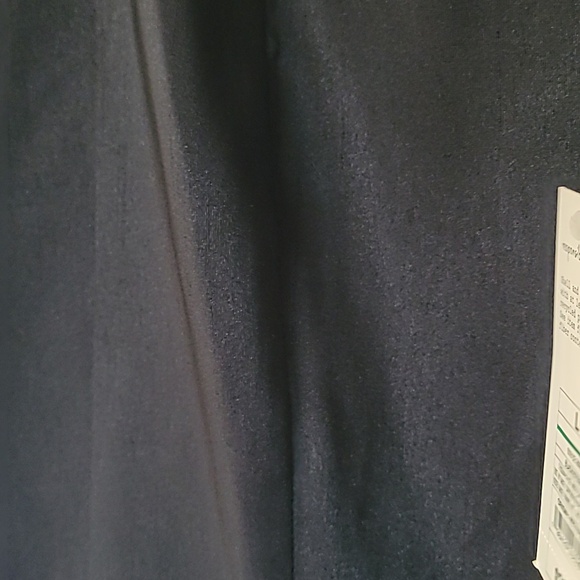 A New Day Top - Picture 6 of 6